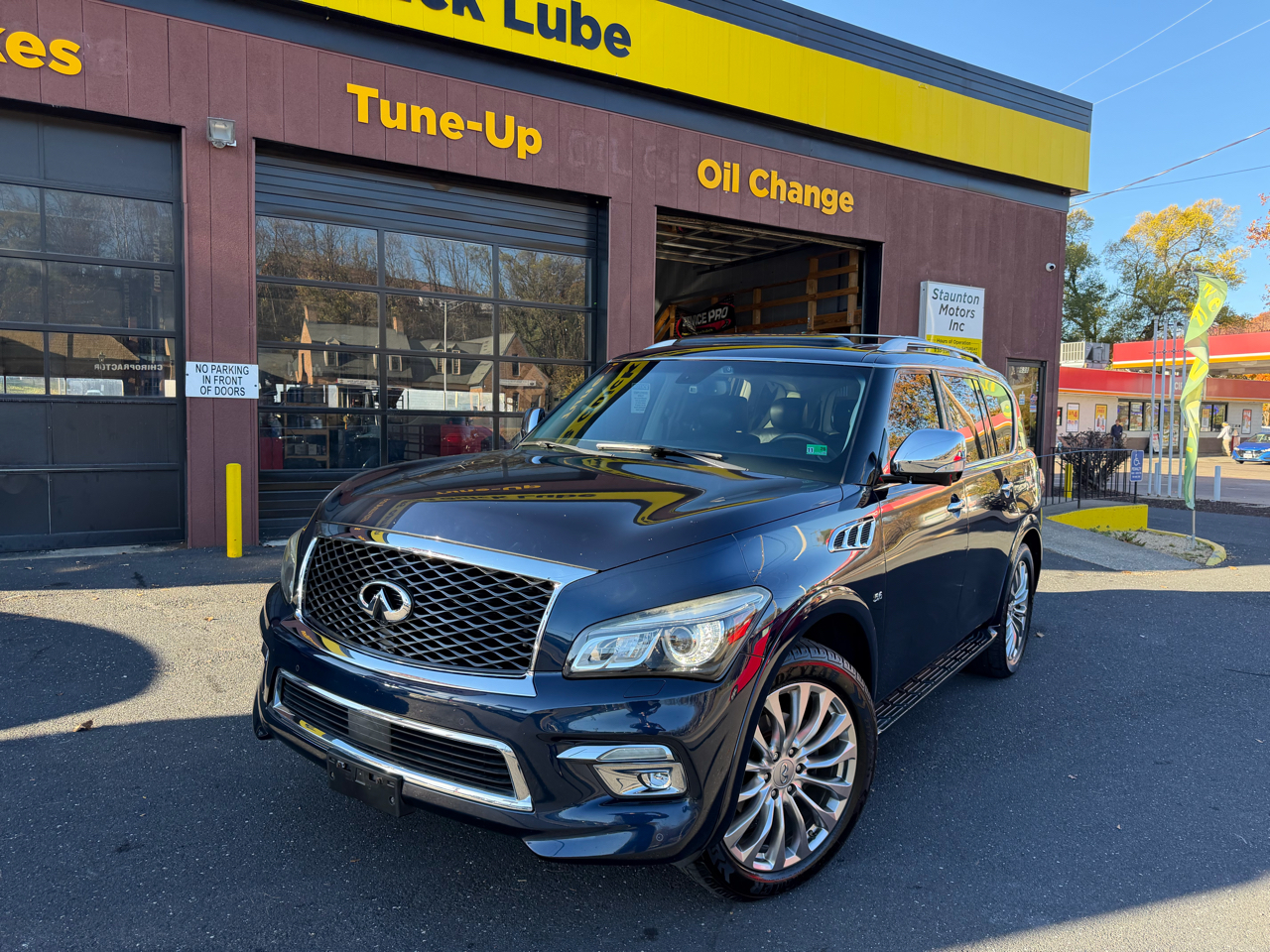 2016 INFINITI QX80 Base