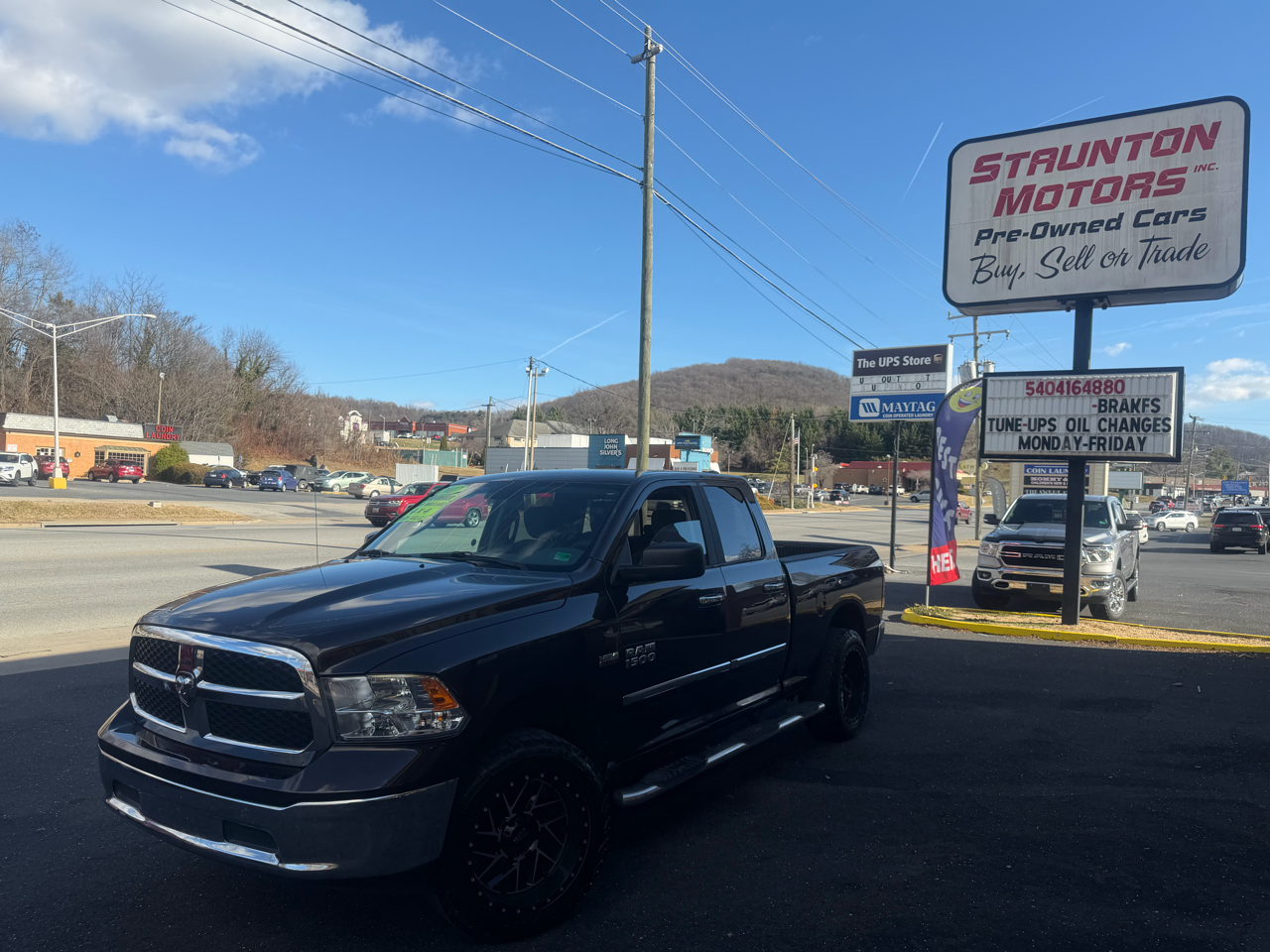 2017 RAM Ram 1500 SLT's photo