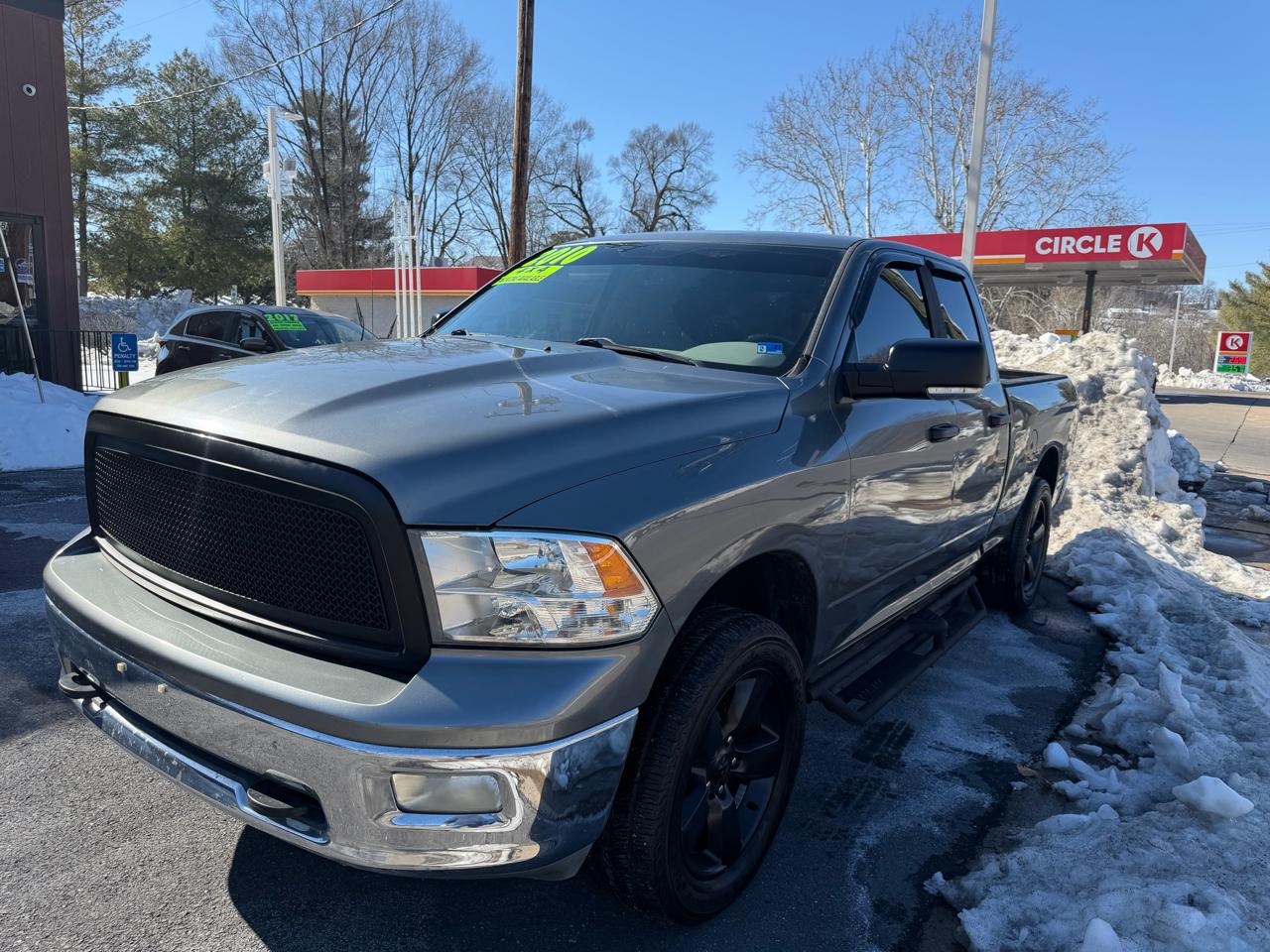 RAM 1500 4WD Quad Cab 140.5" SLT 2010