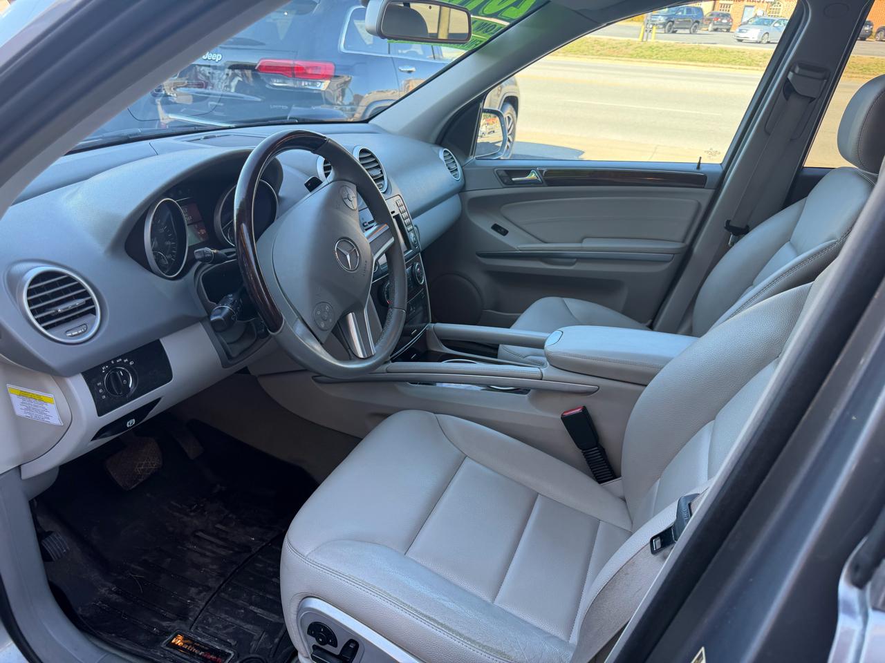 Mercedes-Benz M-Class ML350 2010