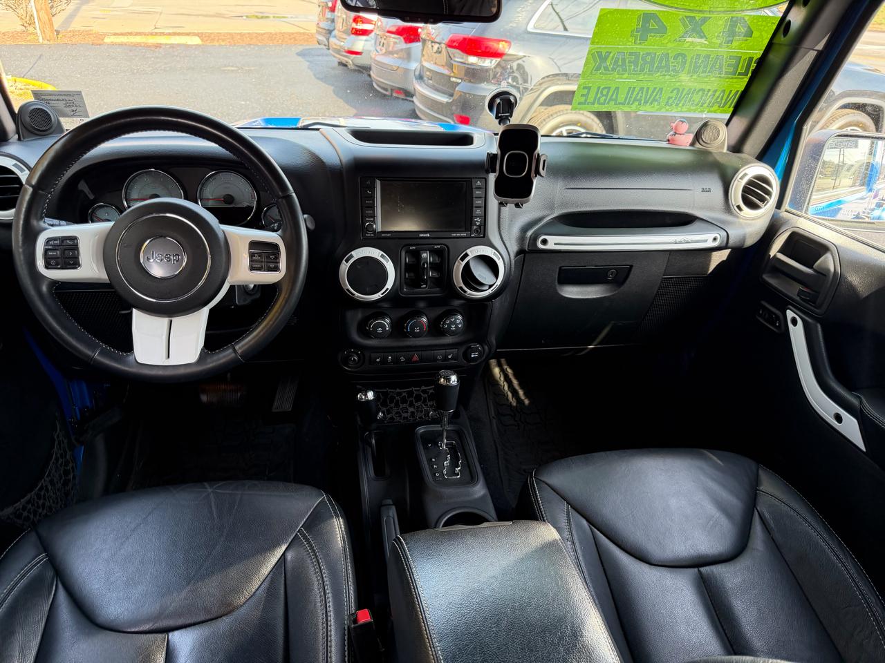 Jeep Wrangler Unlimited Sahara 4WD 2014