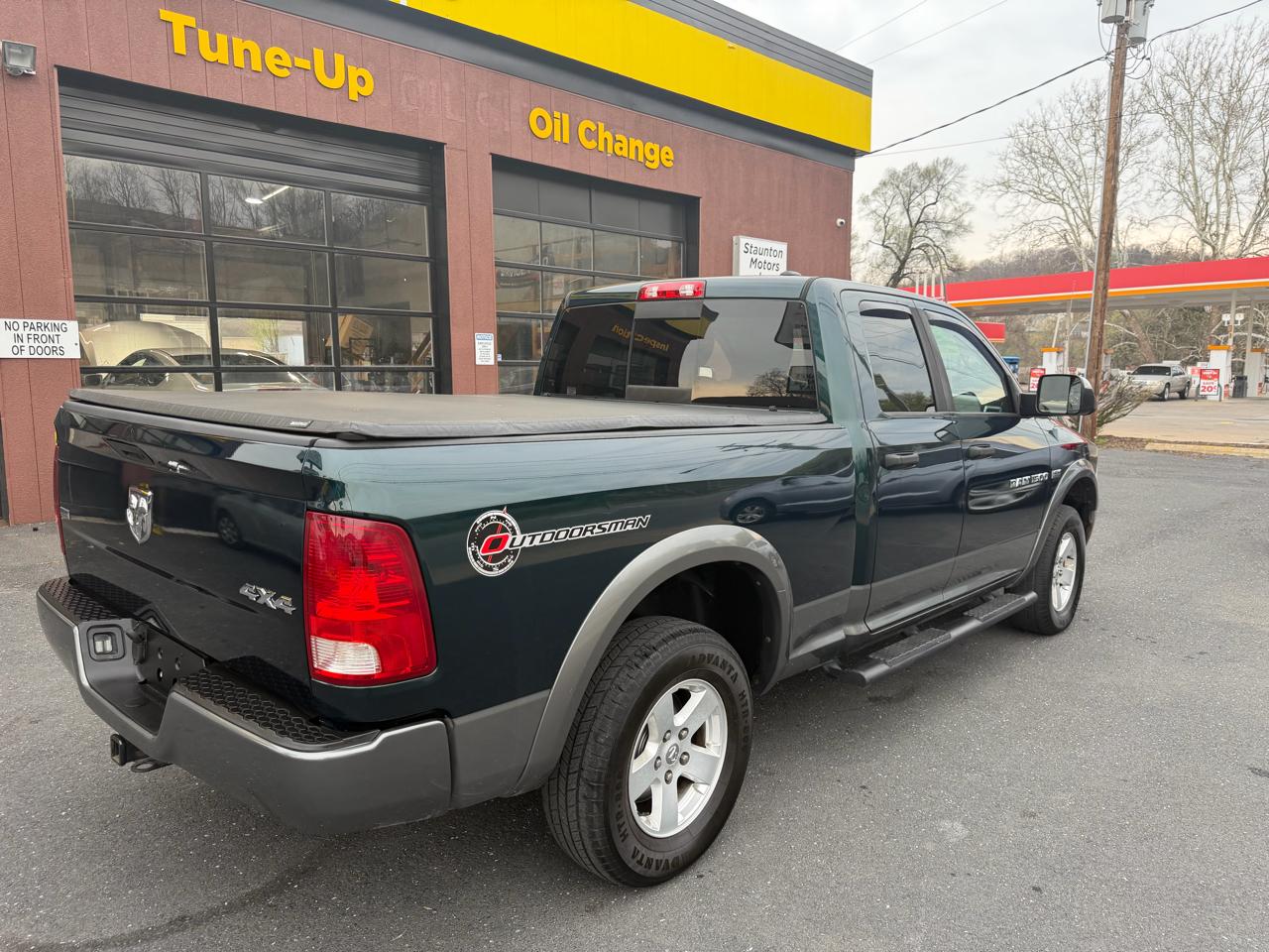 RAM 1500 4WD Quad Cab 140.5" Outdoorsman 2011