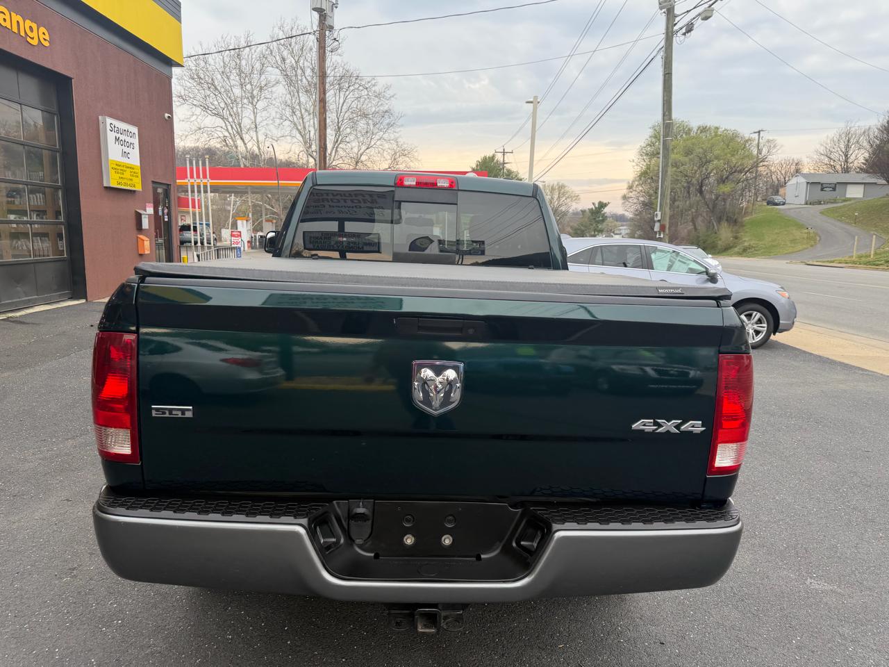 RAM 1500 4WD Quad Cab 140.5" Outdoorsman 2011