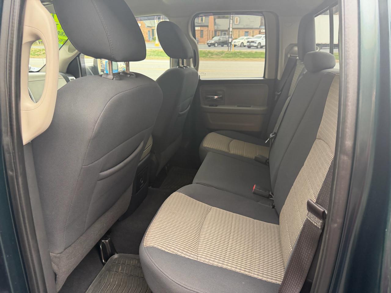 RAM 1500 4WD Quad Cab 140.5" Outdoorsman 2011