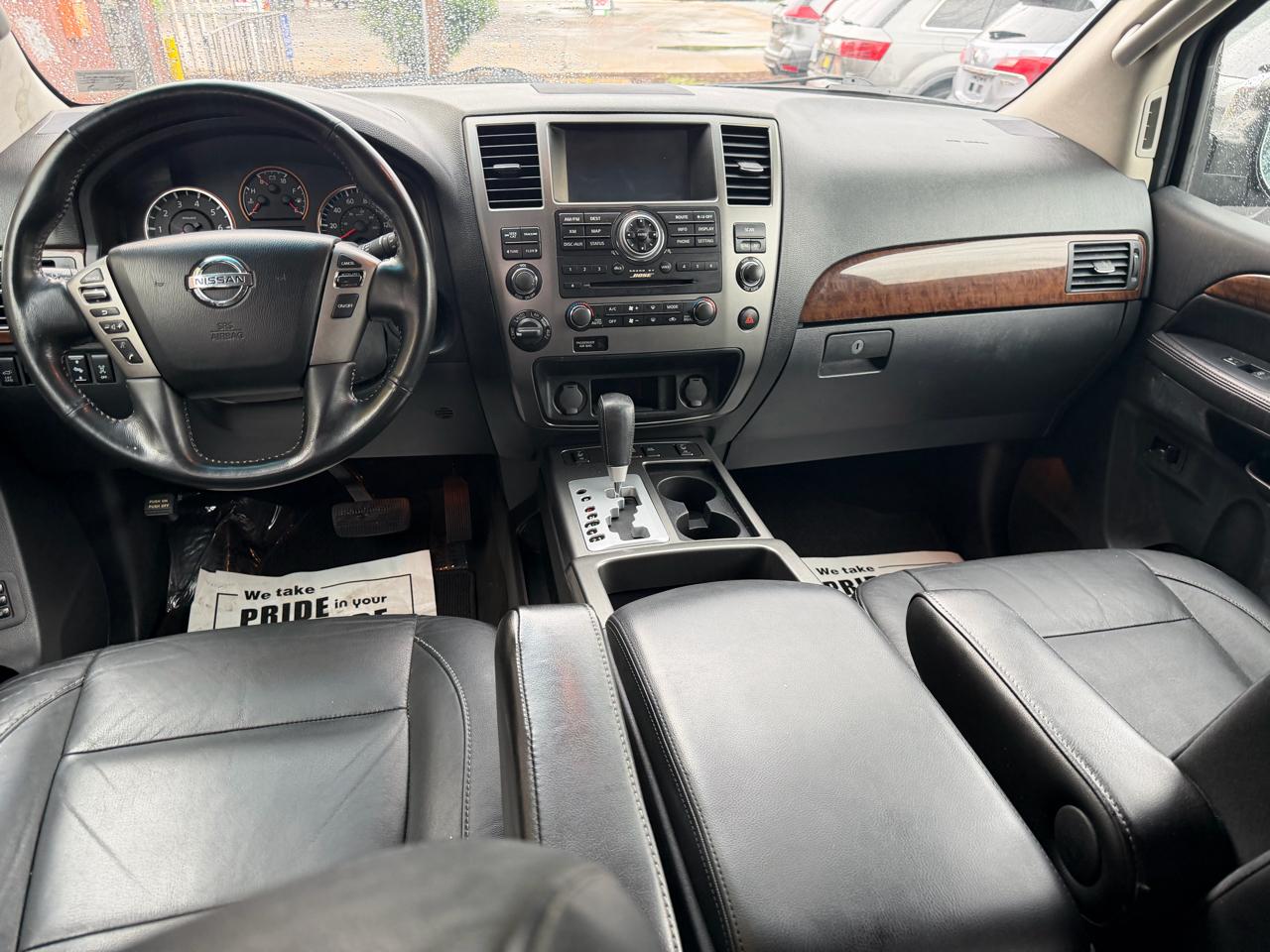 Nissan Armada Platinum 4WD 2013