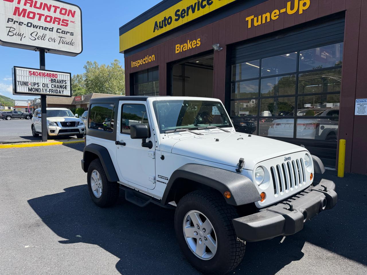 Jeep Wrangler Sport 4WD 2013