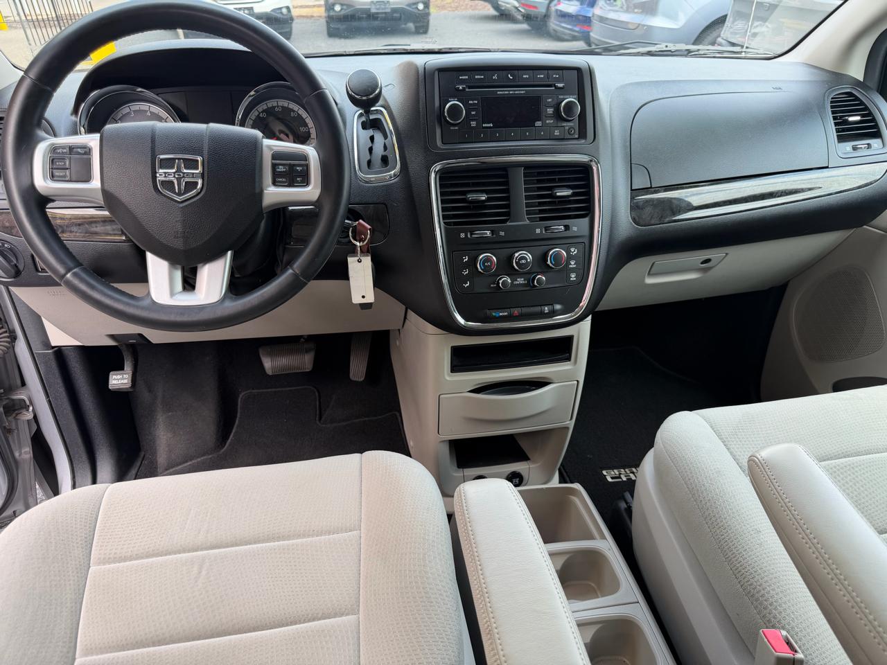 Dodge Grand Caravan SE 2013