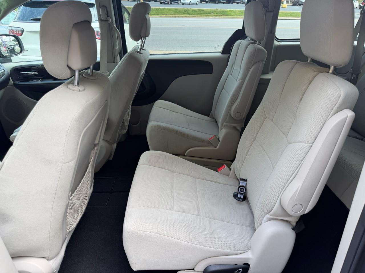 Dodge Grand Caravan SE 2013