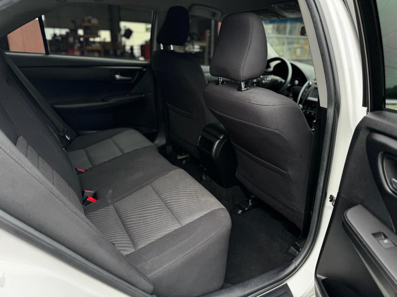 Toyota Camry SE 2015