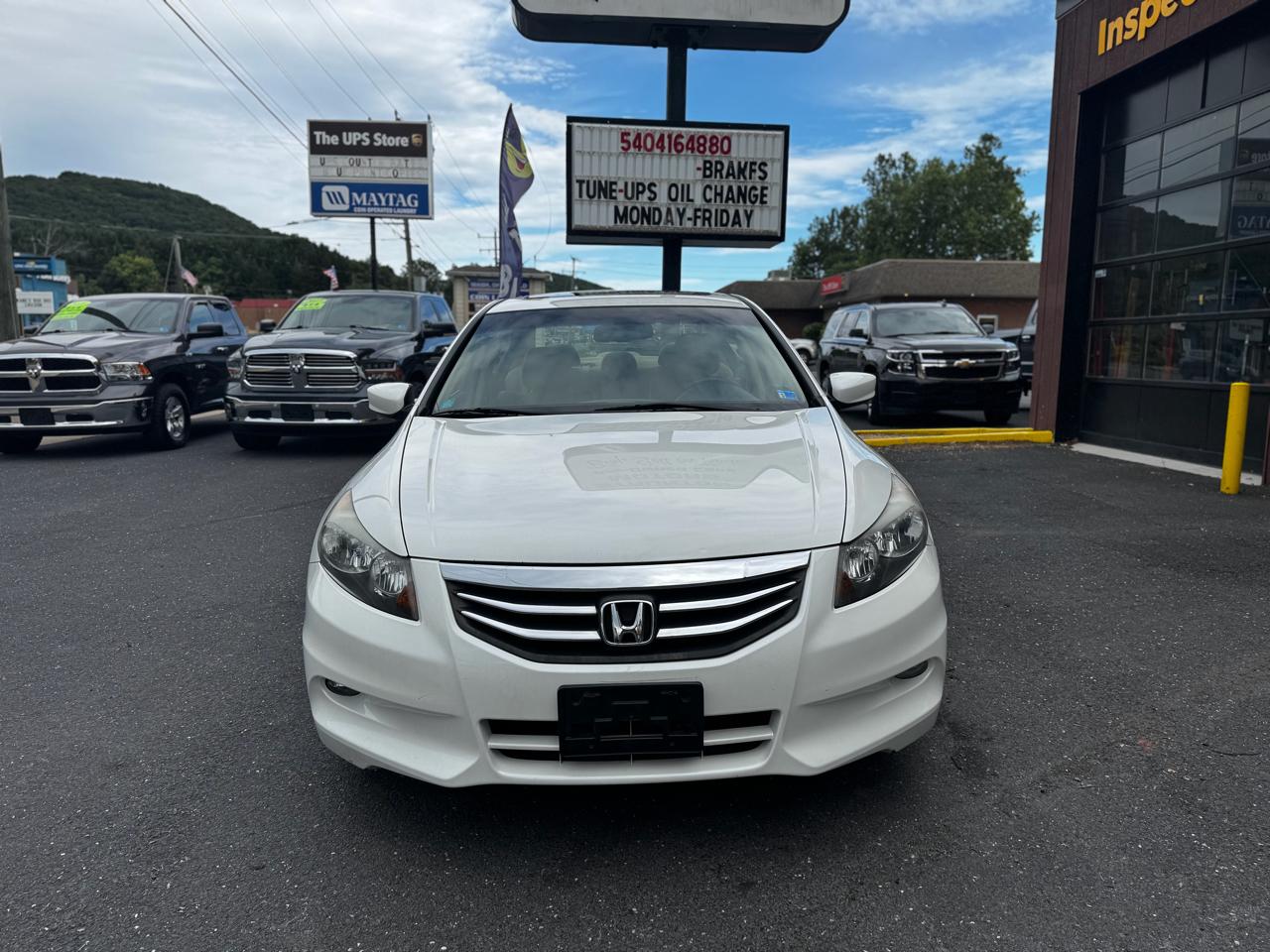 Honda Accord EX-L V6 Sedan AT 2012