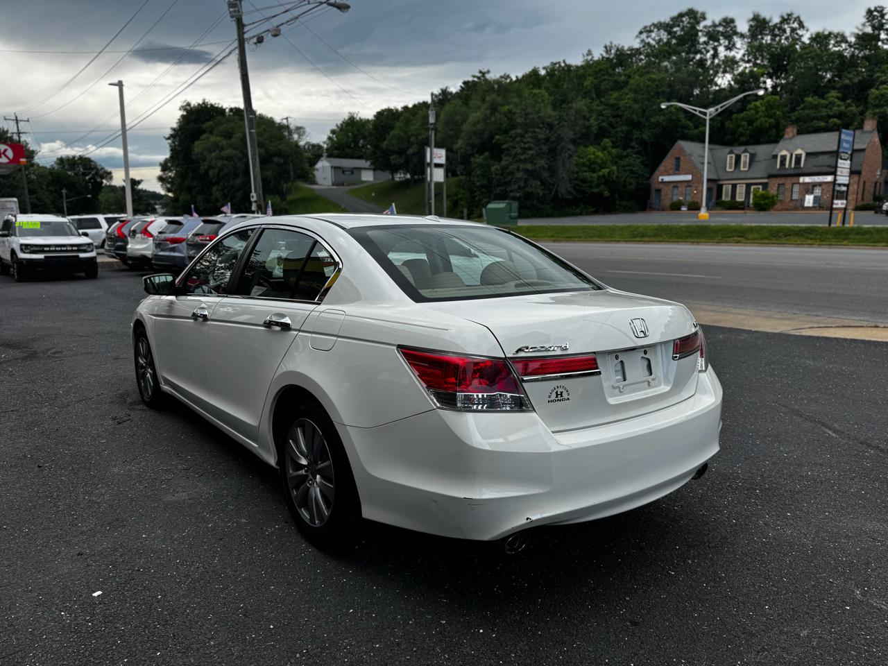 Honda Accord EX-L V6 Sedan AT 2012