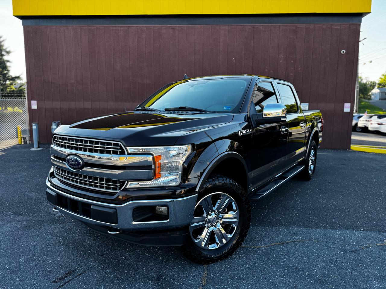 Ford F-150 4WD SuperCab 145" Lariat 2019