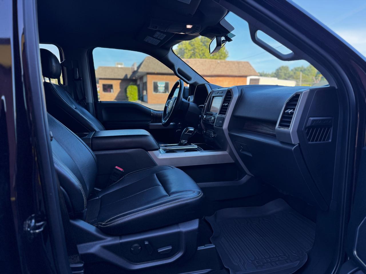 Ford F-150 4WD SuperCab 145" Lariat 2019