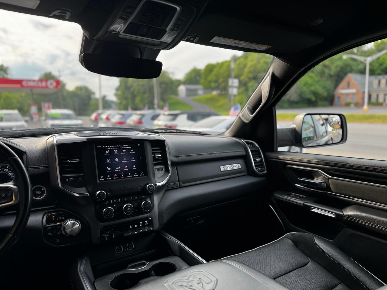 RAM 1500 Laramie Crew Cab LWB 4WD 2021