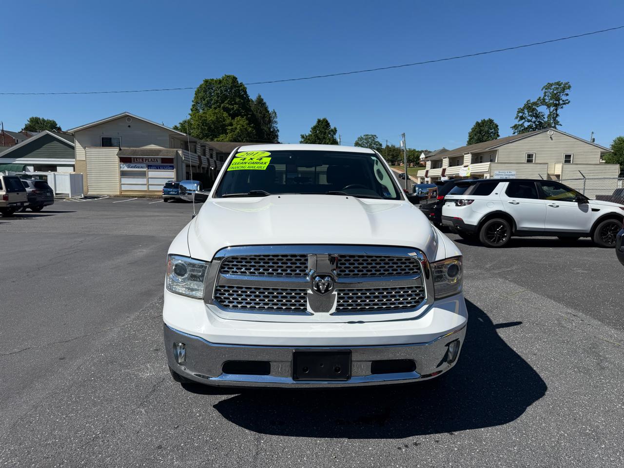 RAM 1500 Laramie Crew Cab SWB 4WD 2017