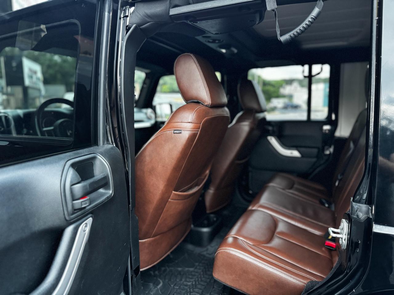 Jeep Wrangler Unlimited Sahara 4WD 2017