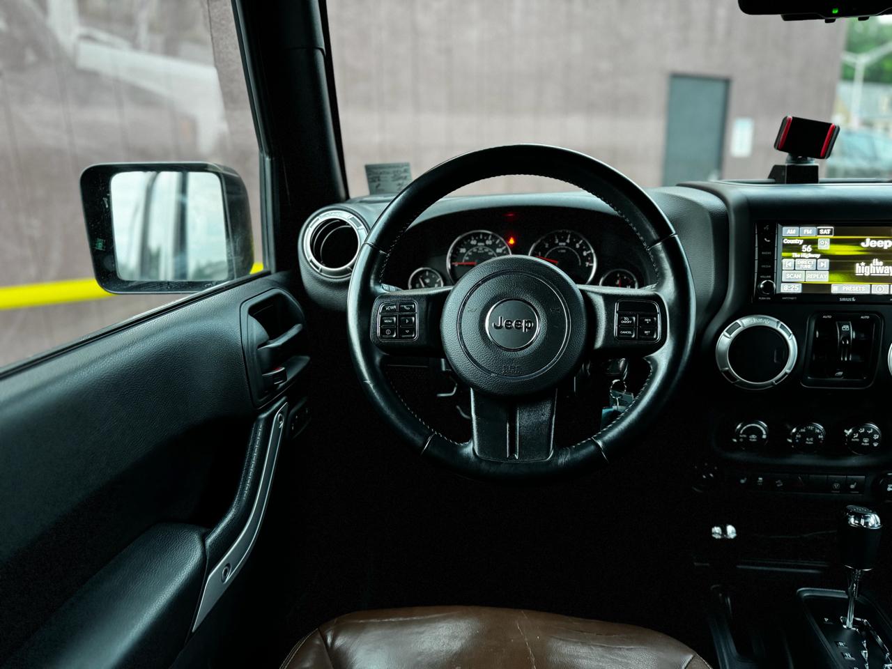Jeep Wrangler Unlimited Sahara 4WD 2017