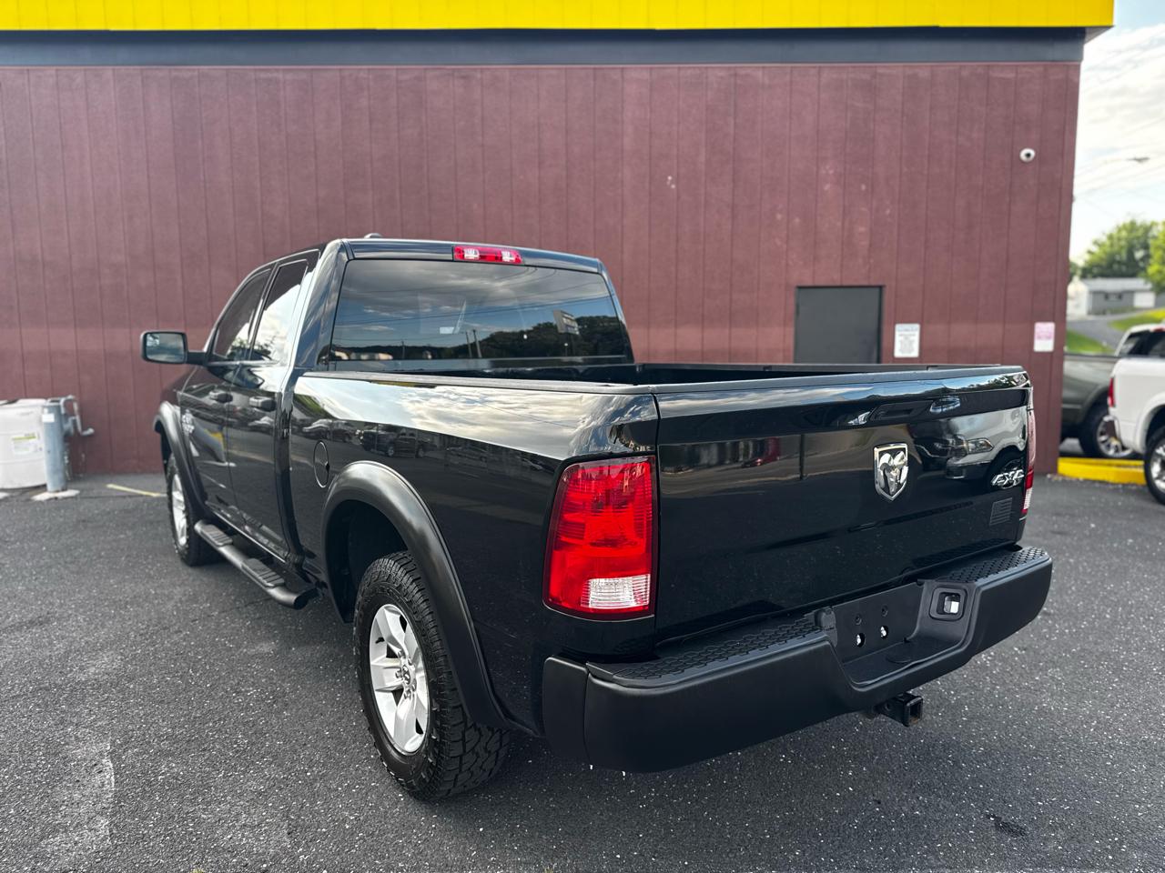 RAM 1500 Classic Tradesman Quad Cab 4WD 2019