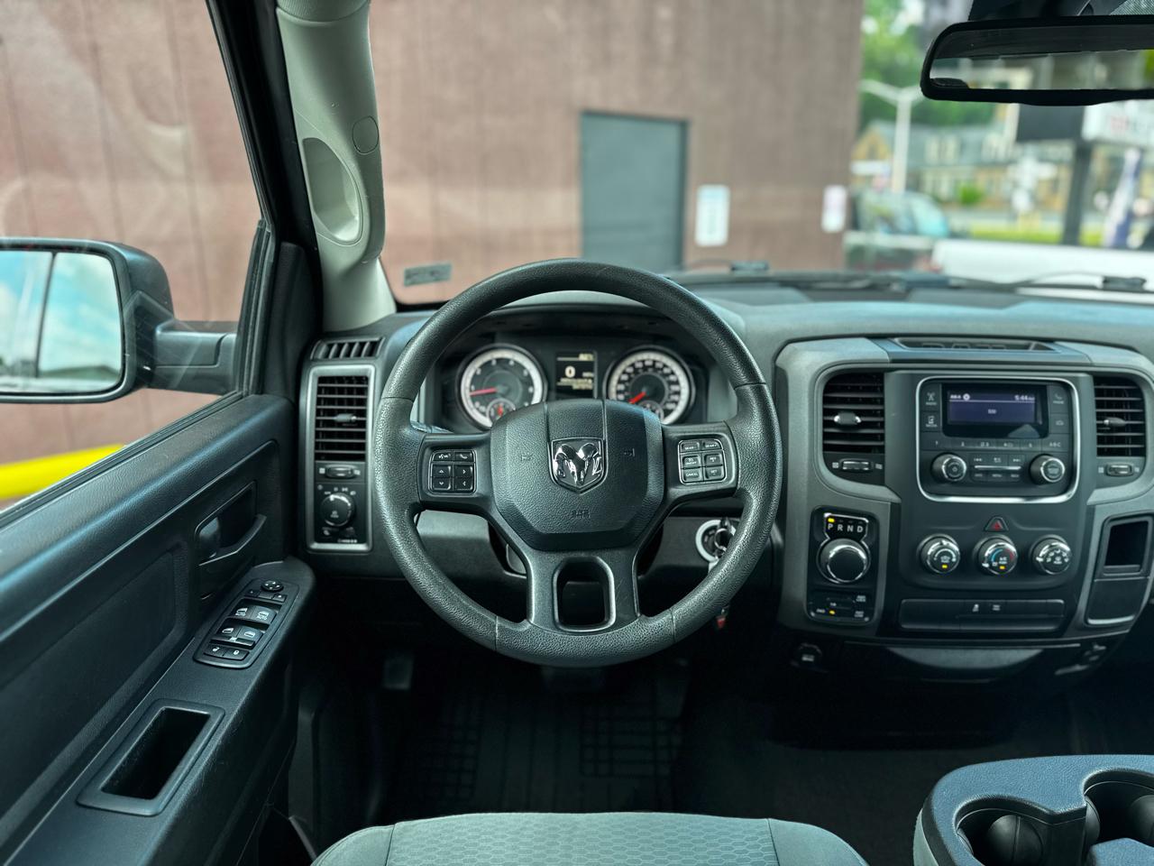 RAM 1500 Classic Tradesman Quad Cab 4WD 2019