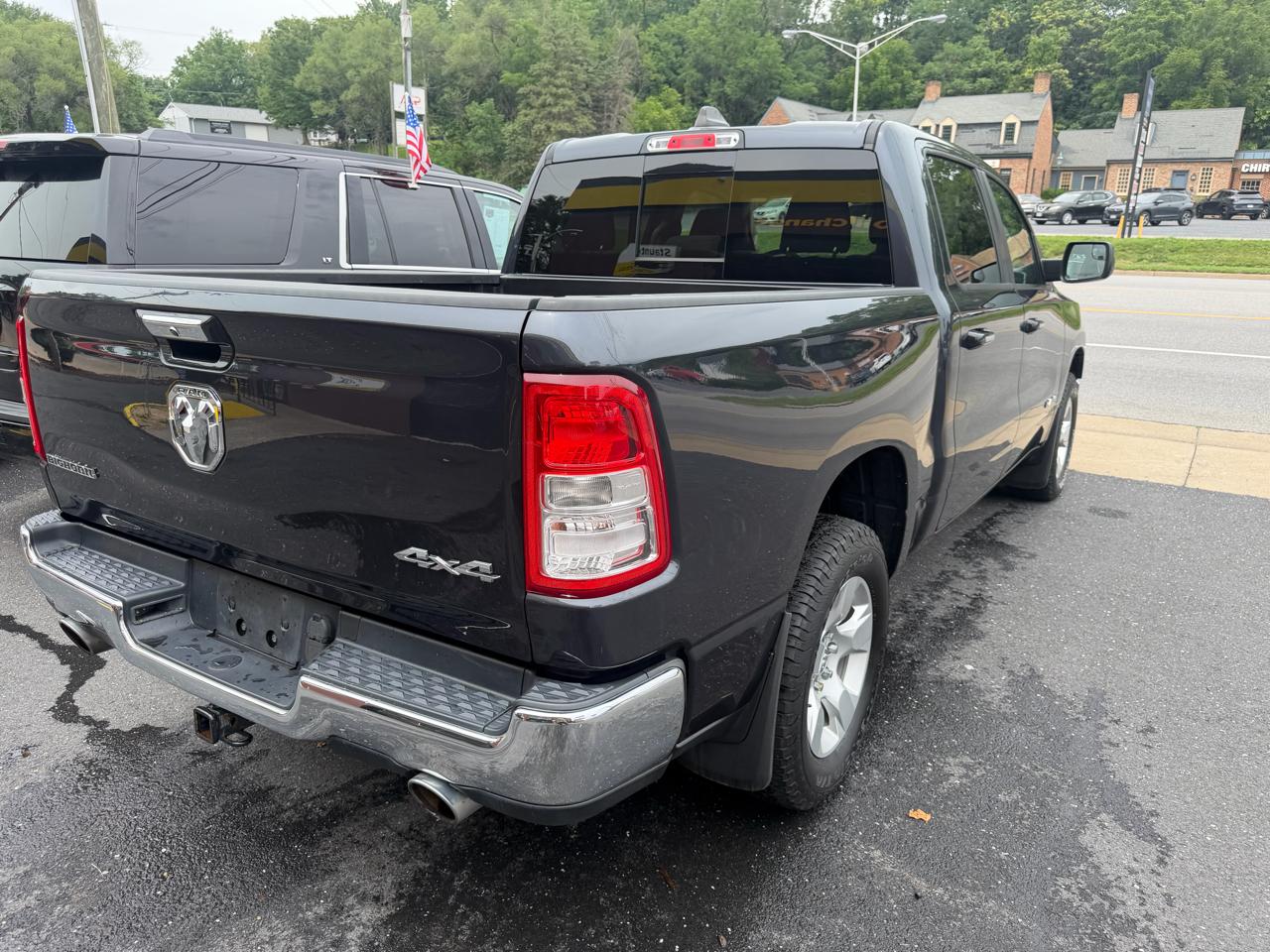 RAM 1500 Big Horn Crew Cab SWB 4WD 2020