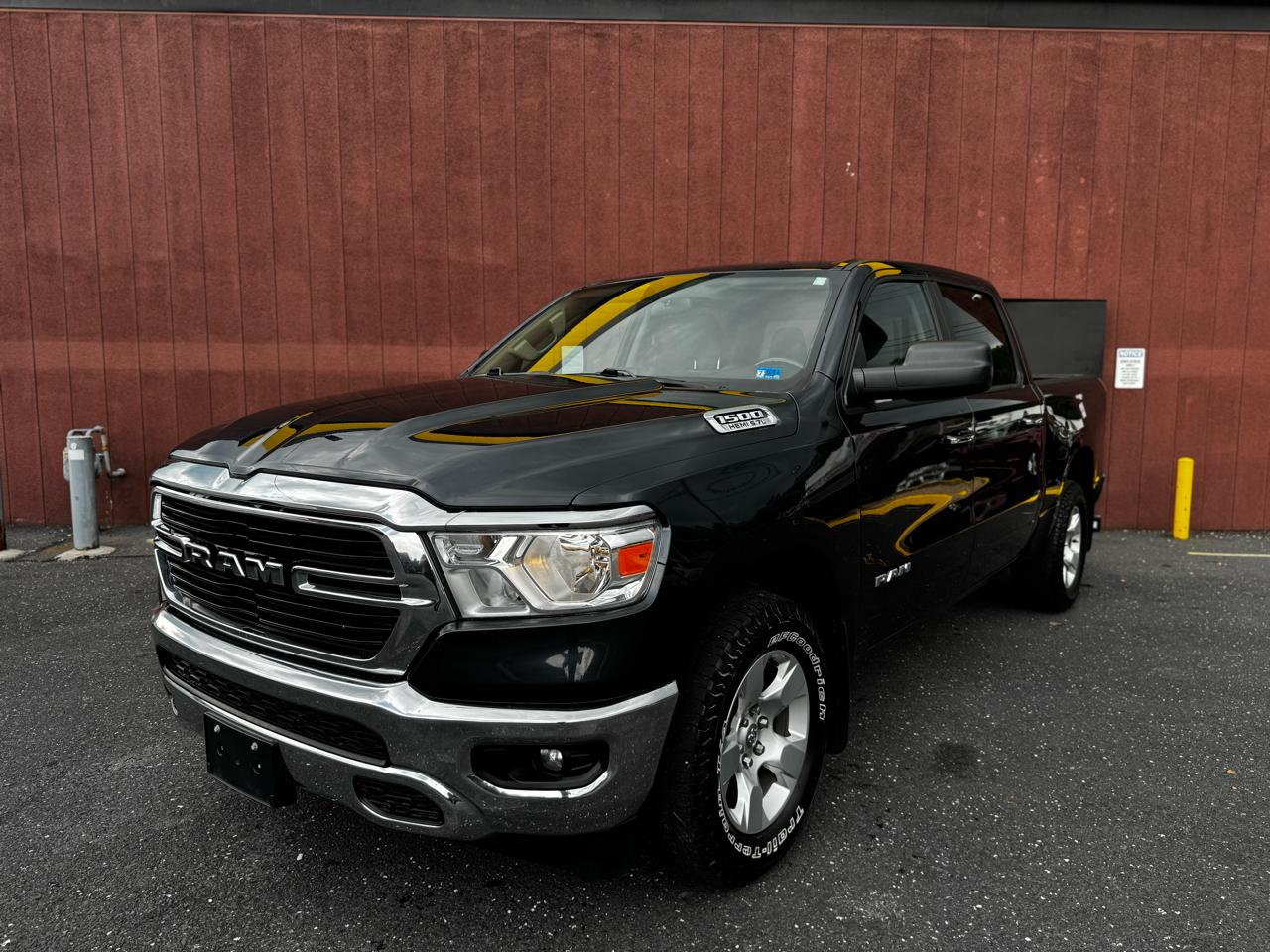 RAM 1500 Big Horn Crew Cab SWB 4WD 2020