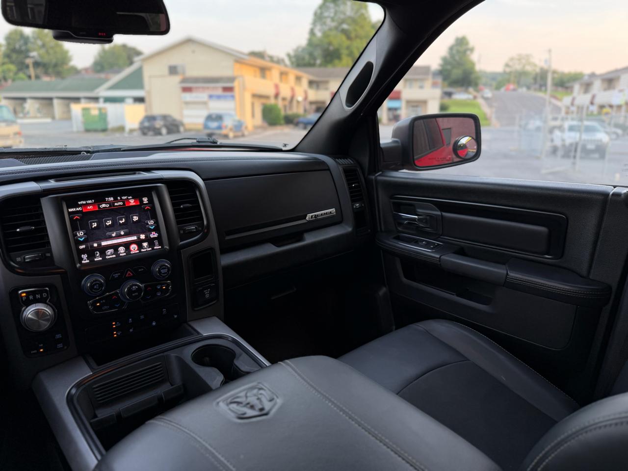 RAM 1500 Rebel Crew Cab 4WD 2017