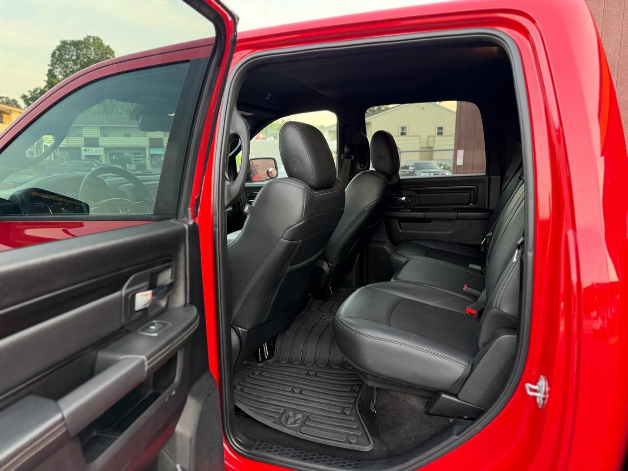 RAM 1500 Rebel Crew Cab 4WD 2017