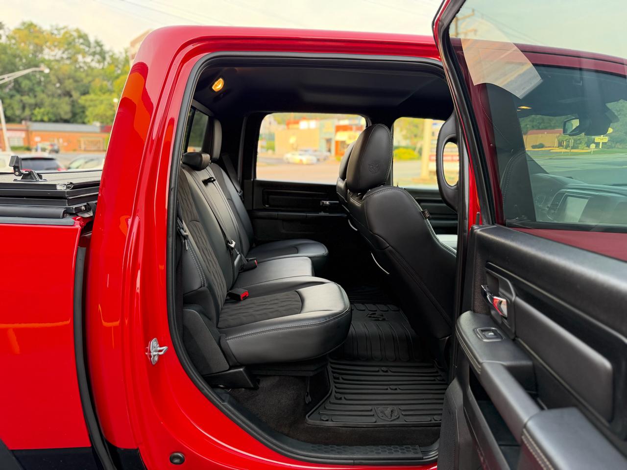 RAM 1500 Rebel Crew Cab 4WD 2017