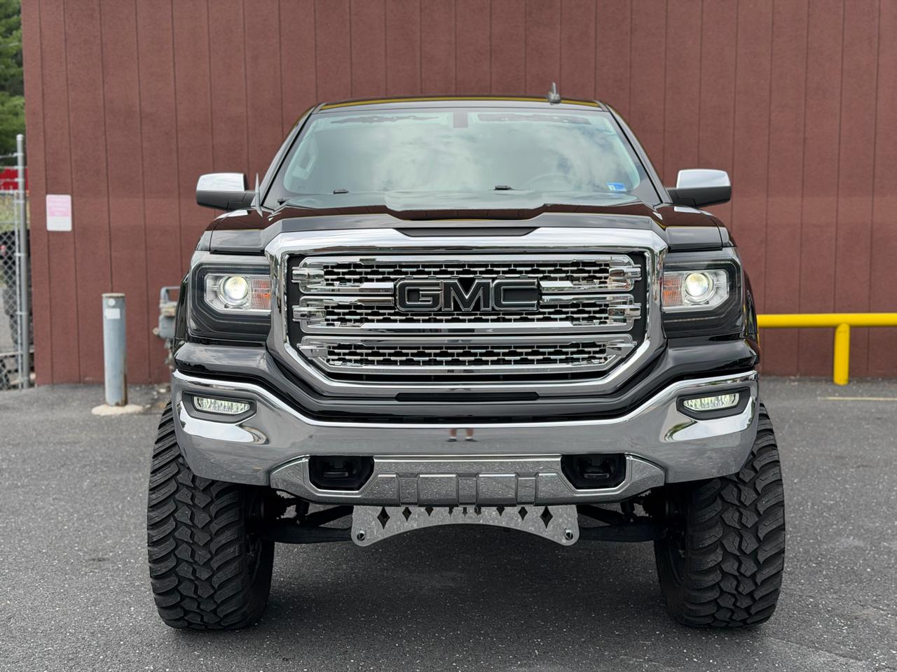 GMC Sierra 1500 4WD Crew Cab 147" SLT 2018