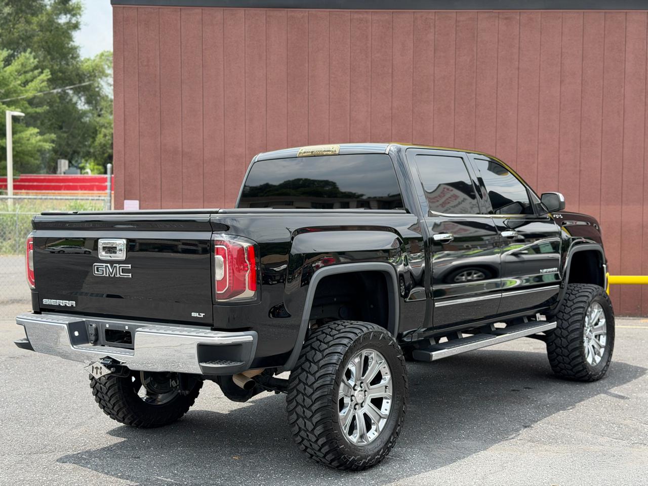 GMC Sierra 1500 4WD Crew Cab 147" SLT 2018