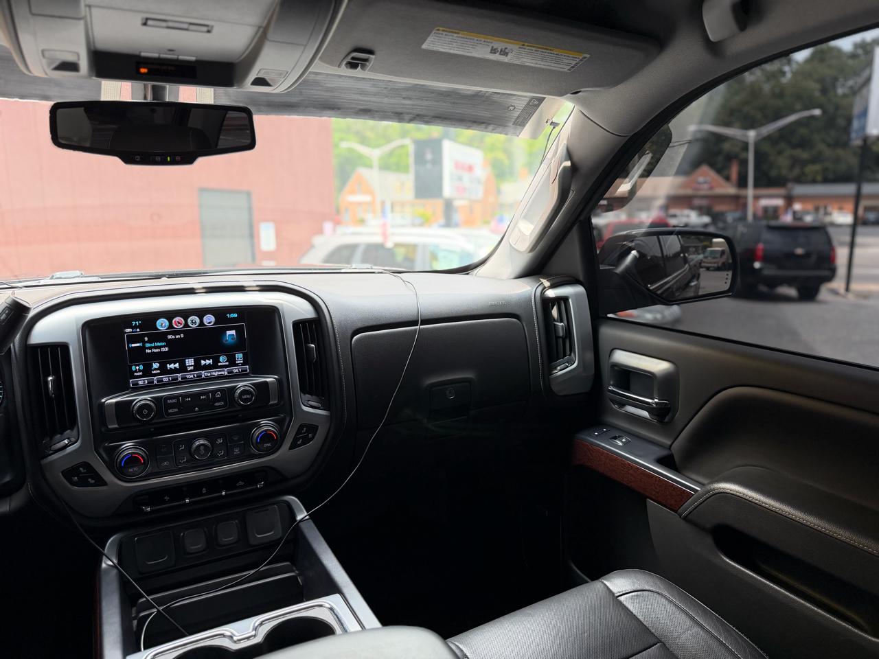 GMC Sierra 1500 4WD Crew Cab 147" SLT 2018