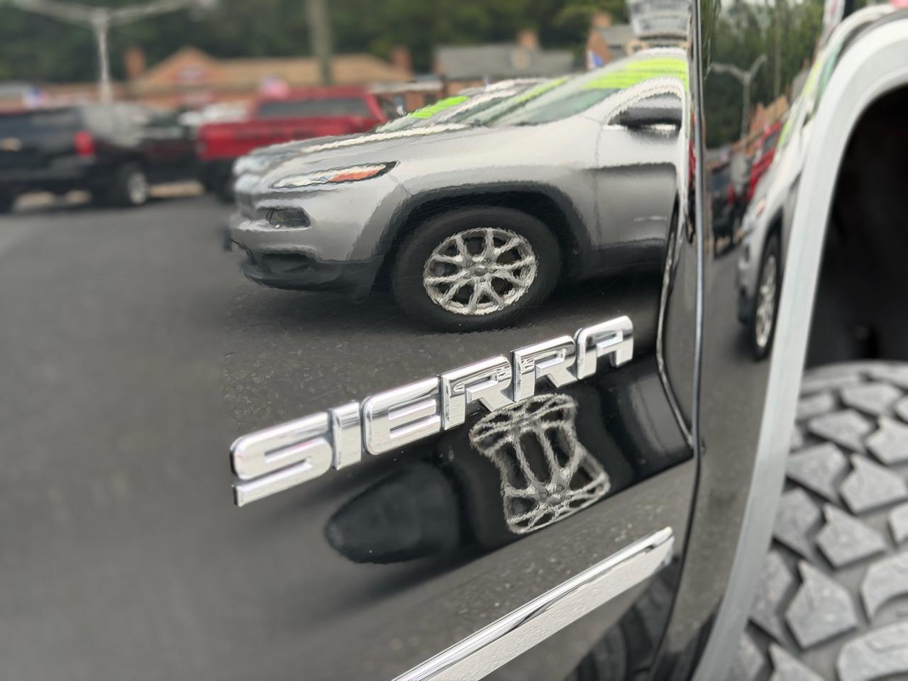 GMC Sierra 1500 4WD Crew Cab 147" SLT 2018
