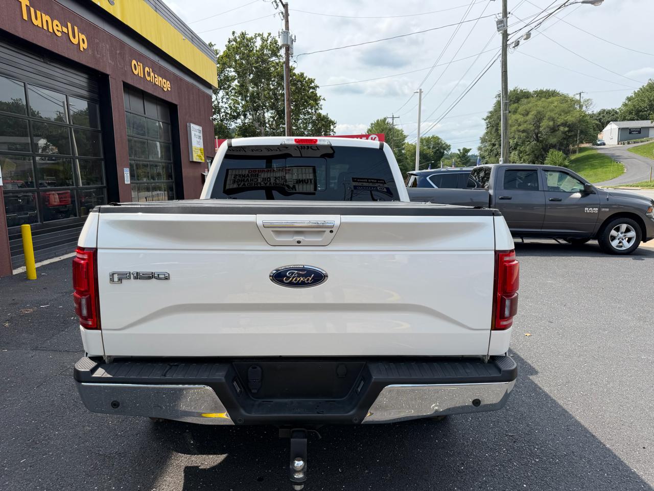 Ford F-150 4WD SuperCab 163" Lariat 2016