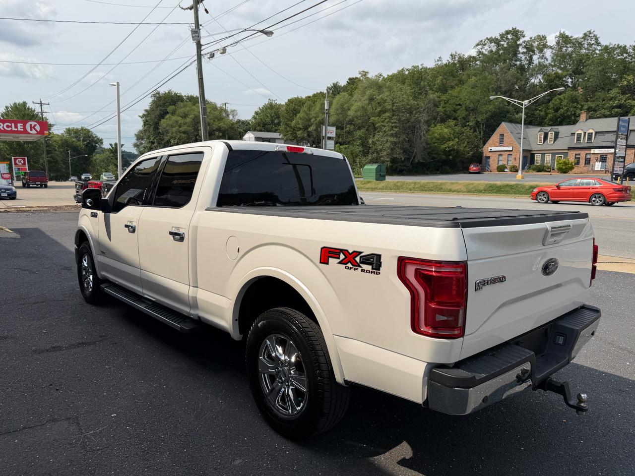 Ford F-150 4WD SuperCab 163" Lariat 2016