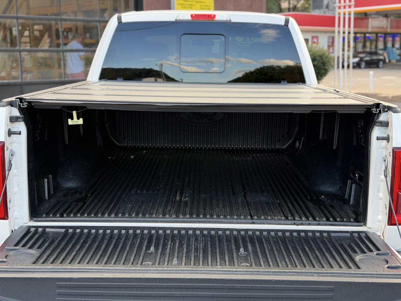 Ford F-150 photo 11