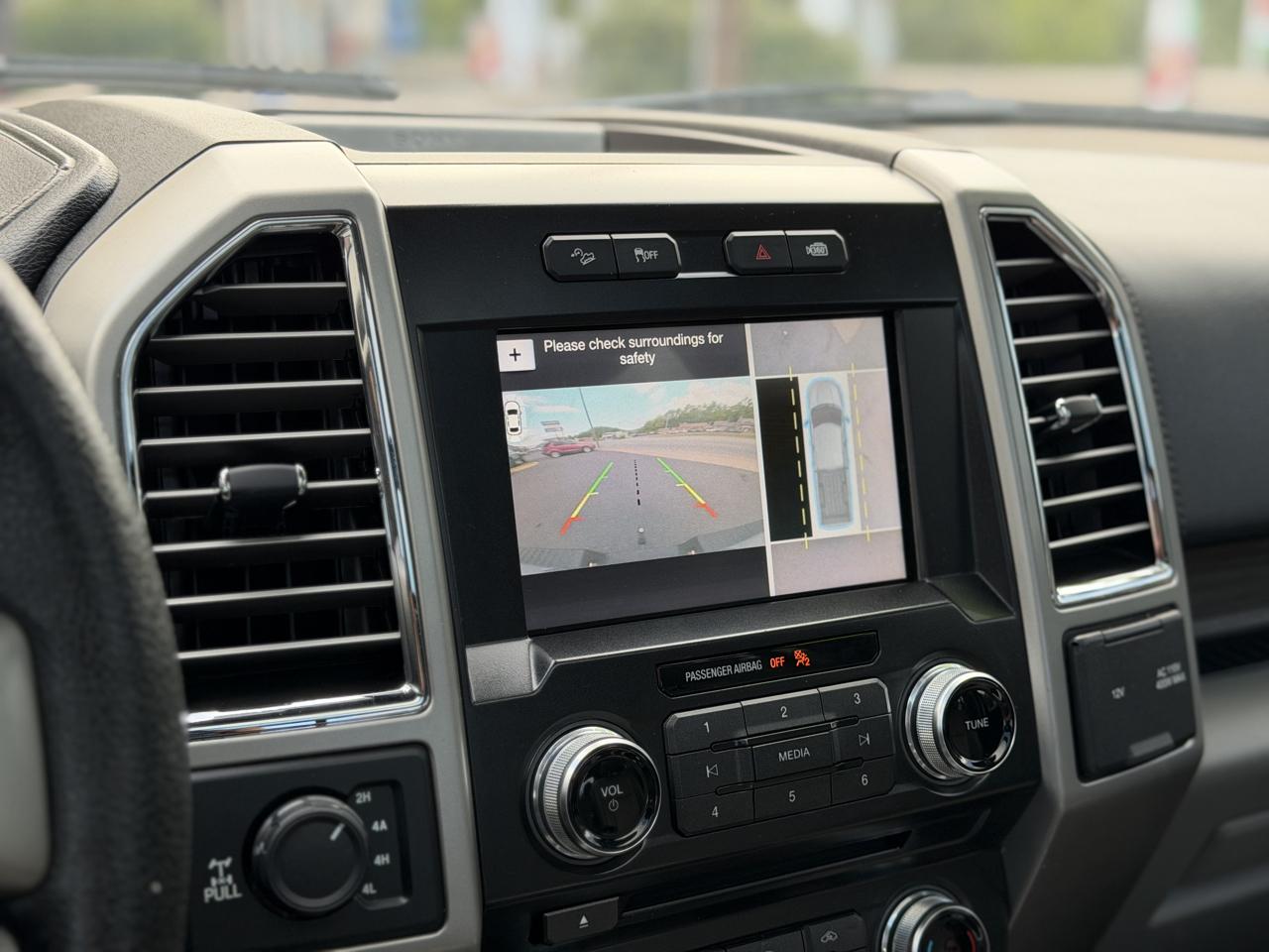 Ford F-150 photo 17