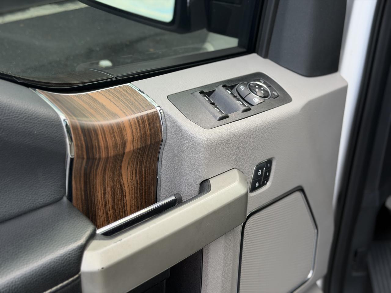 Ford F-150 photo 19