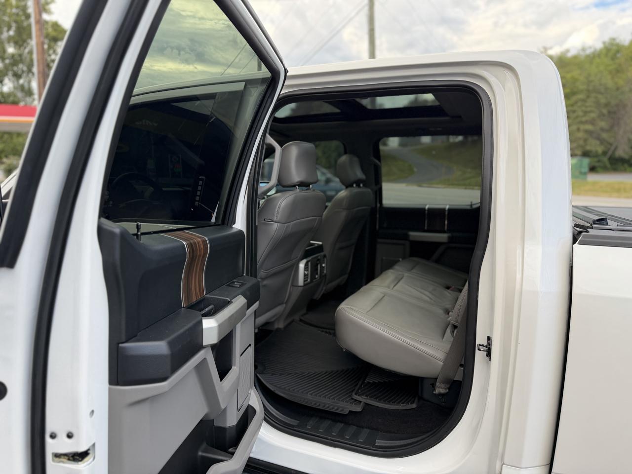 Ford F-150 photo 21