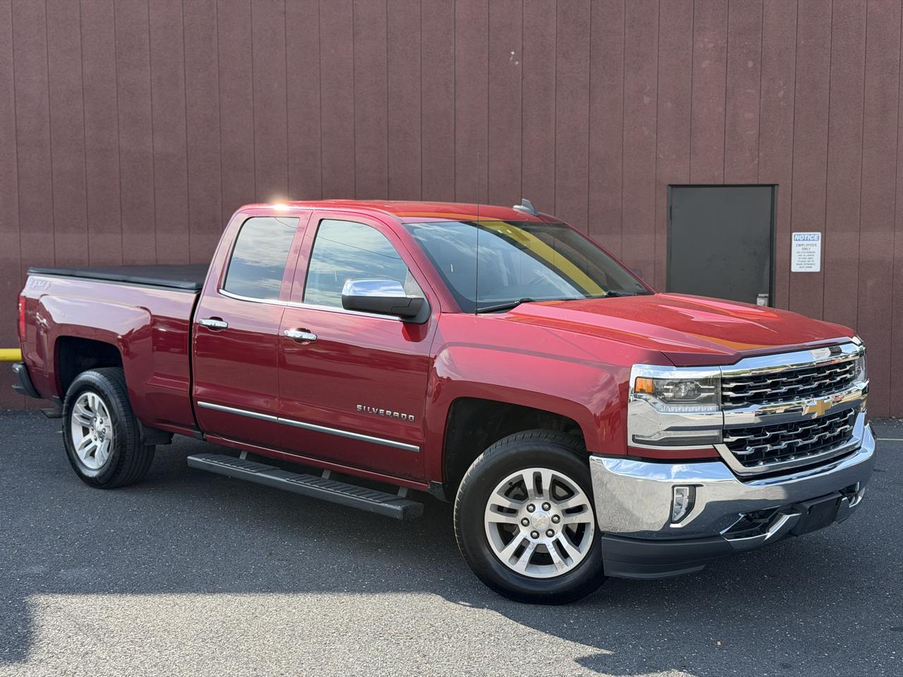 Chevrolet Silverado 1500 4WD Double Cab 143.5" LTZ w/2LZ 2018