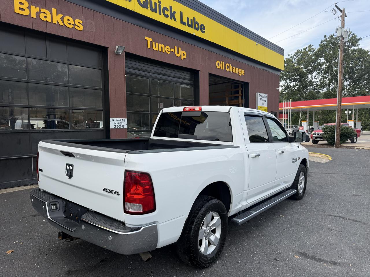 RAM 1500 4WD Crew Cab 149" SLT 2018