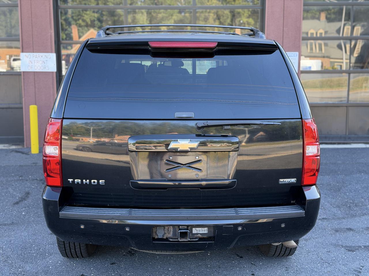 Chevrolet Tahoe photo 5