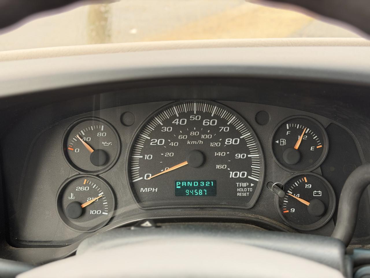 Chevrolet Express photo 11