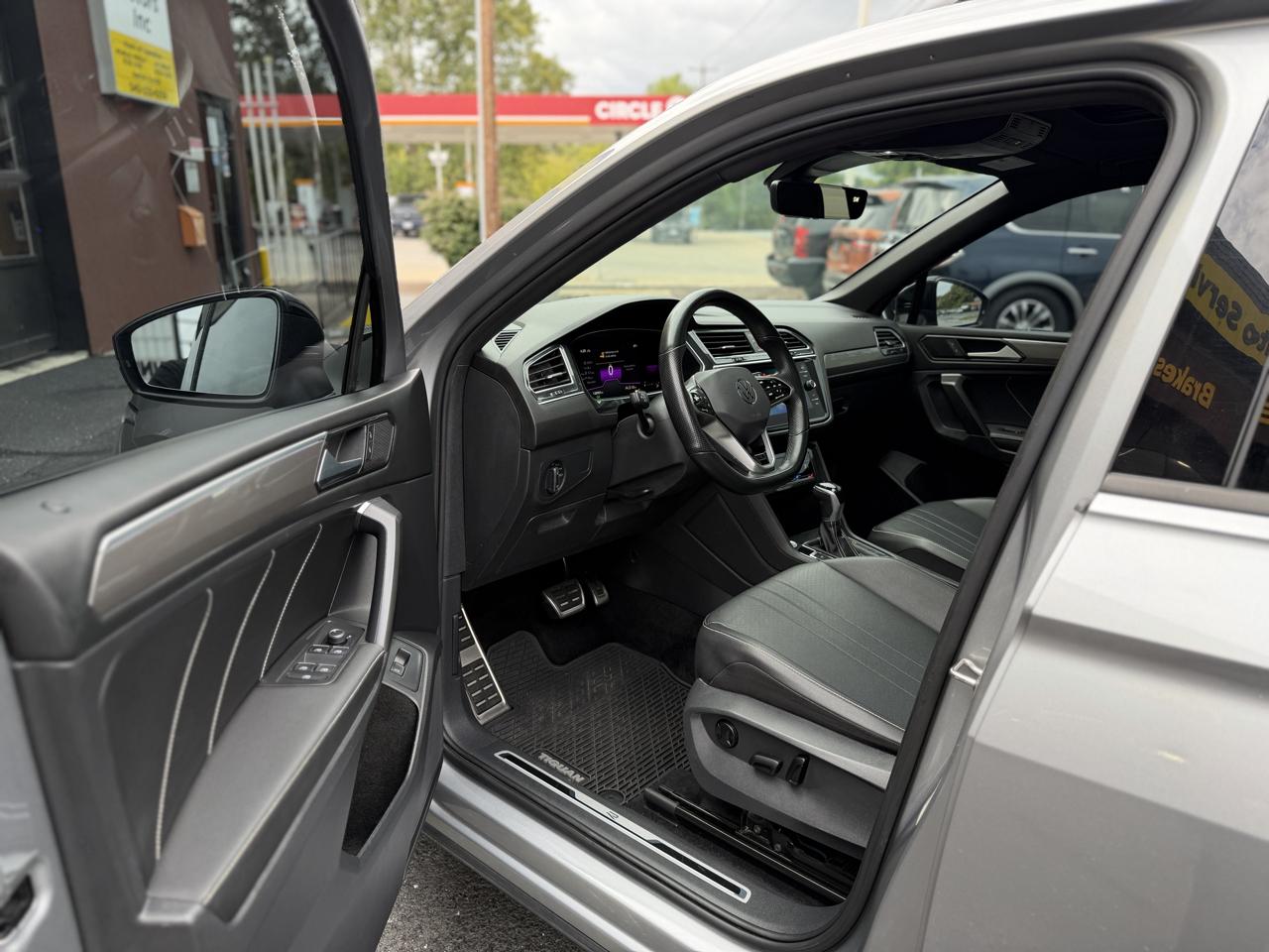 Volkswagen Tiguan photo 14
