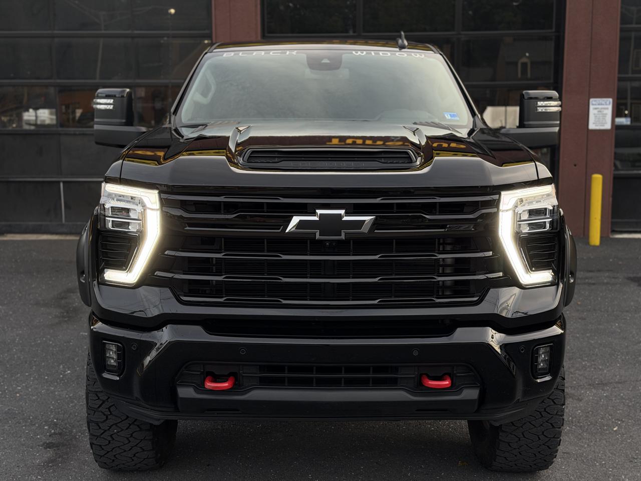 Chevrolet Silverado 2500HD LT Crew Cab Long Box 4WD 2025