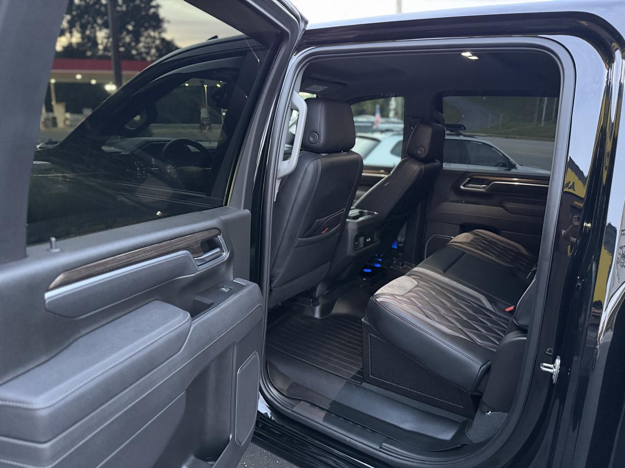 Chevrolet Silverado 2500HD LT Crew Cab Long Box 4WD 2025
