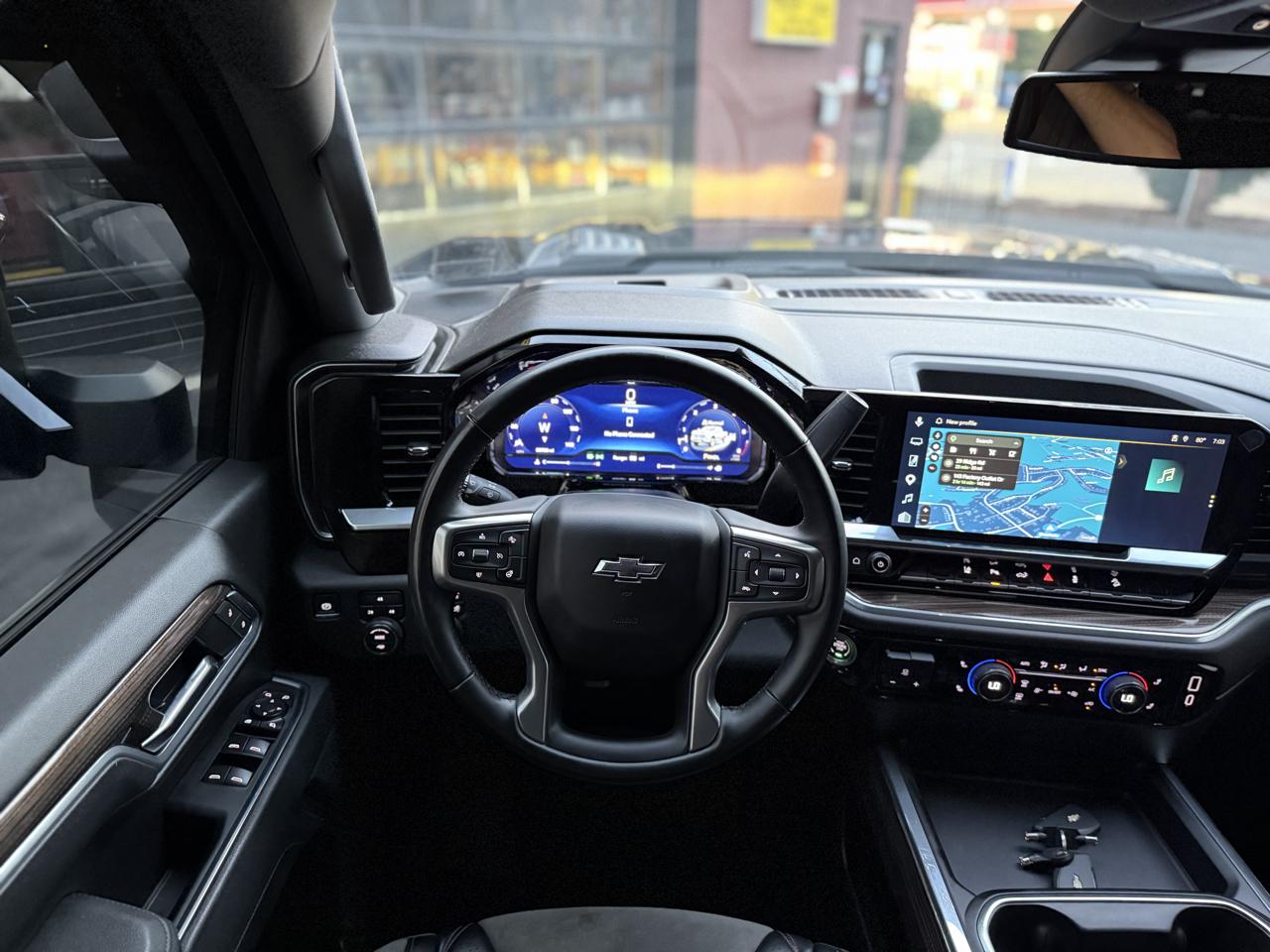 Chevrolet Silverado 2500HD LT Crew Cab Long Box 4WD 2025