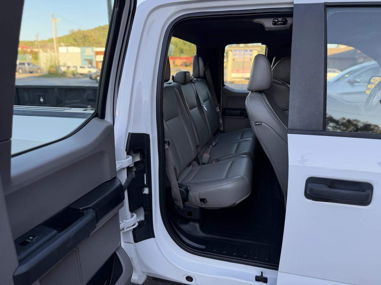 Ford F-150 2WD Supercab 163" XL 2019