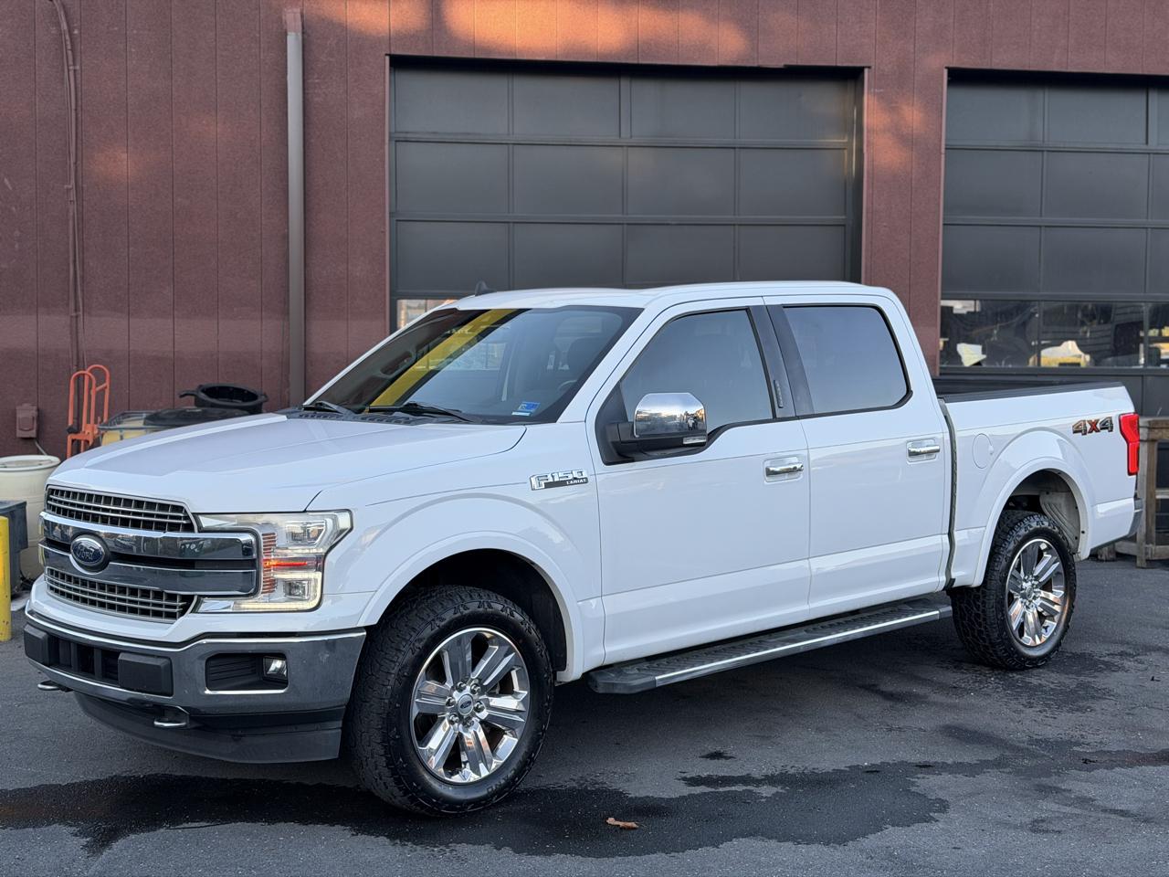 Ford F-150 SuperCrew 150" Lariat 4WD 2020