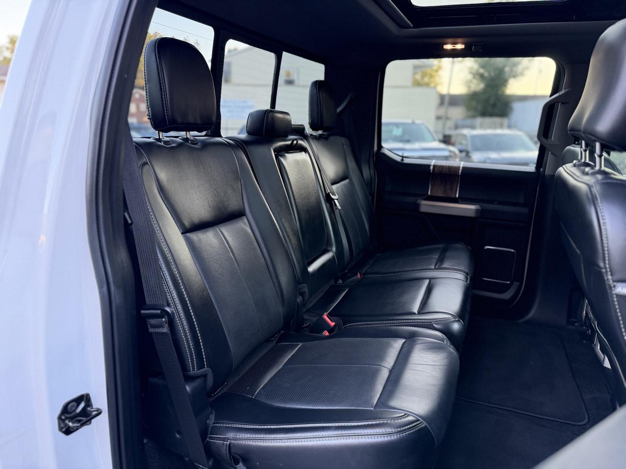 Ford F-150 SuperCrew 150" Lariat 4WD 2020