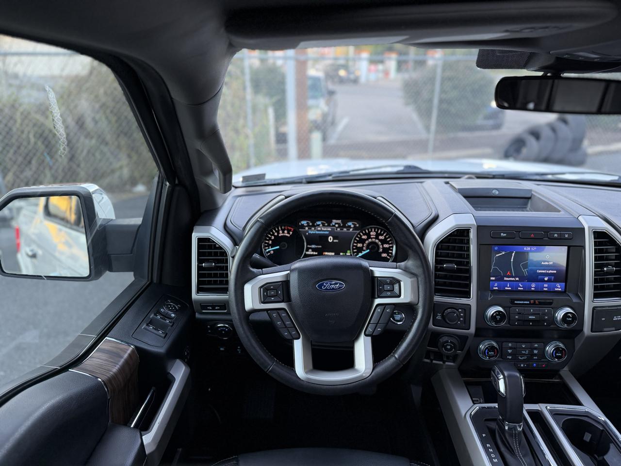 Ford F-150 SuperCrew 150" Lariat 4WD 2020